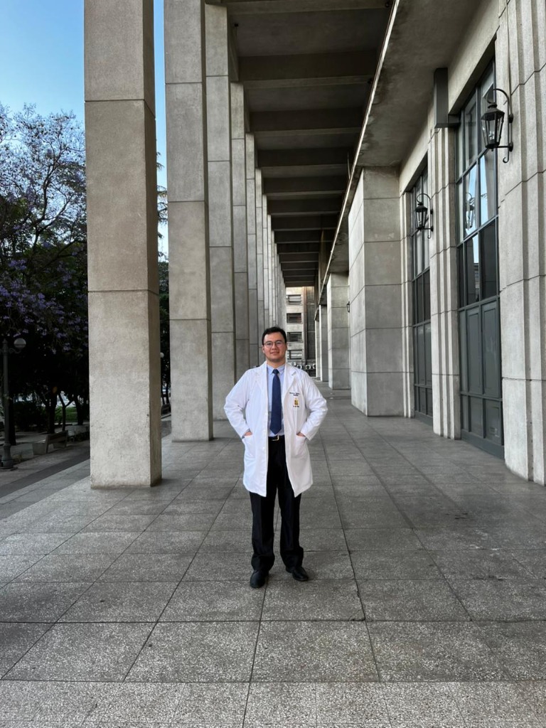Dr. Mauricio Aguilera López - Universidad de Chile